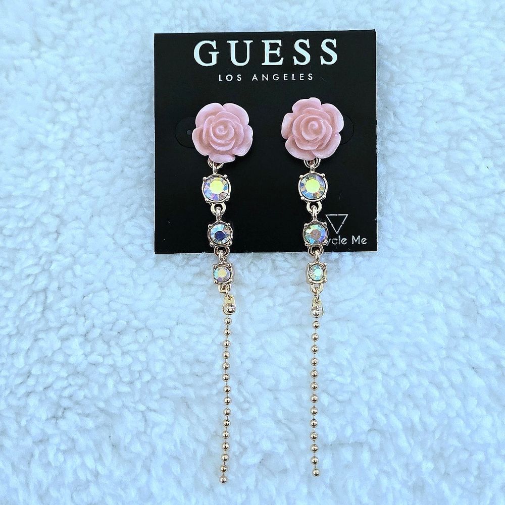 Guess❓️ Pink🩷 Rose🌹 Dangle Earrings